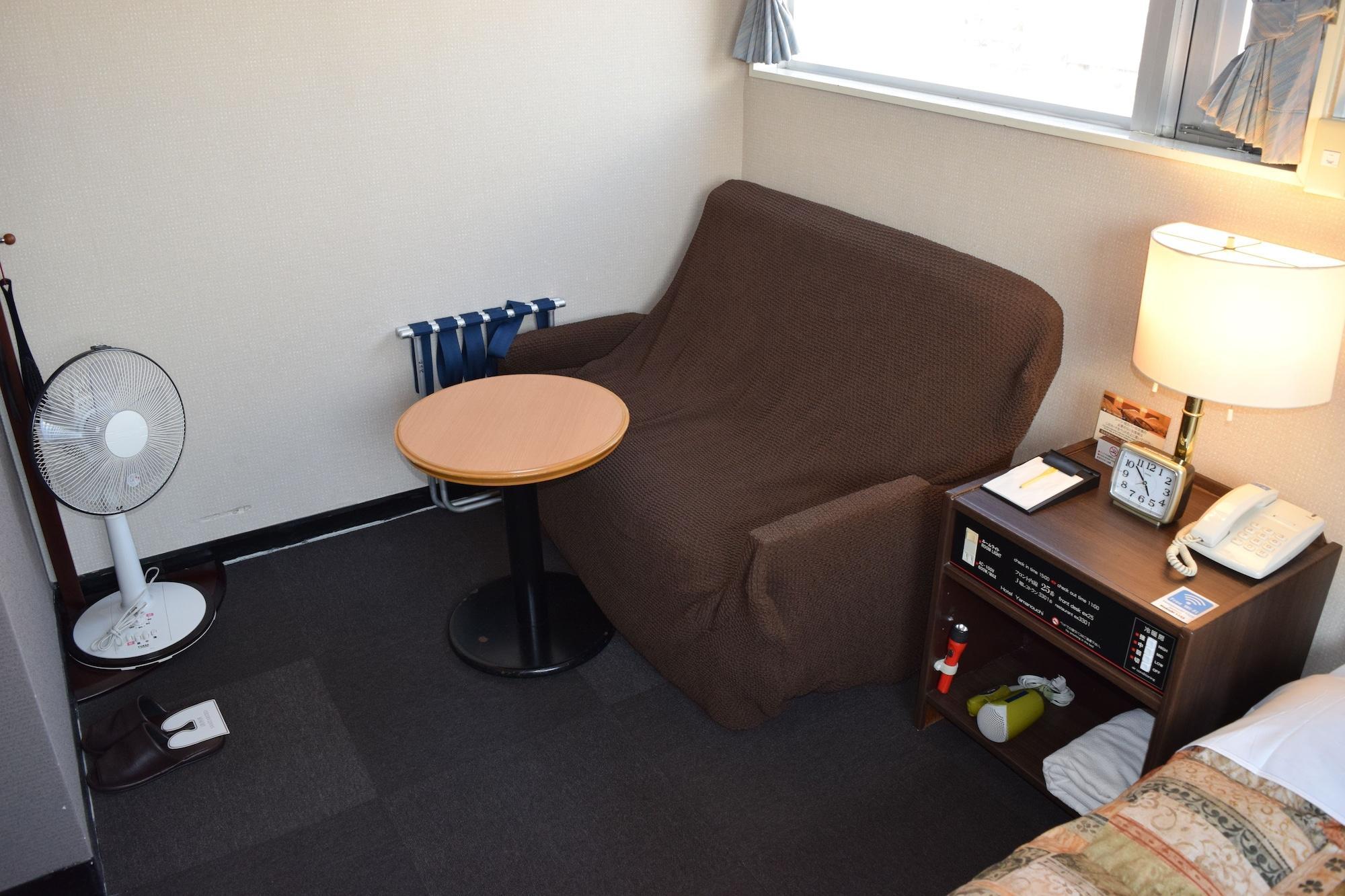 Hotel Yamanouchi Naha Bagian luar foto
